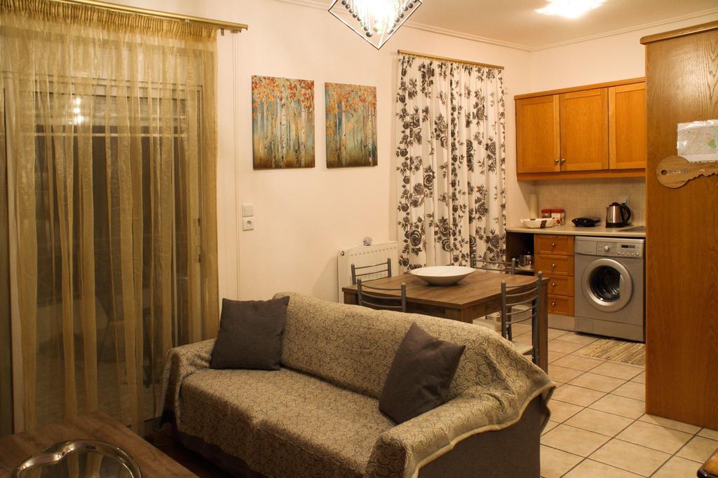 Ouranos Apartment Atene Esterno foto