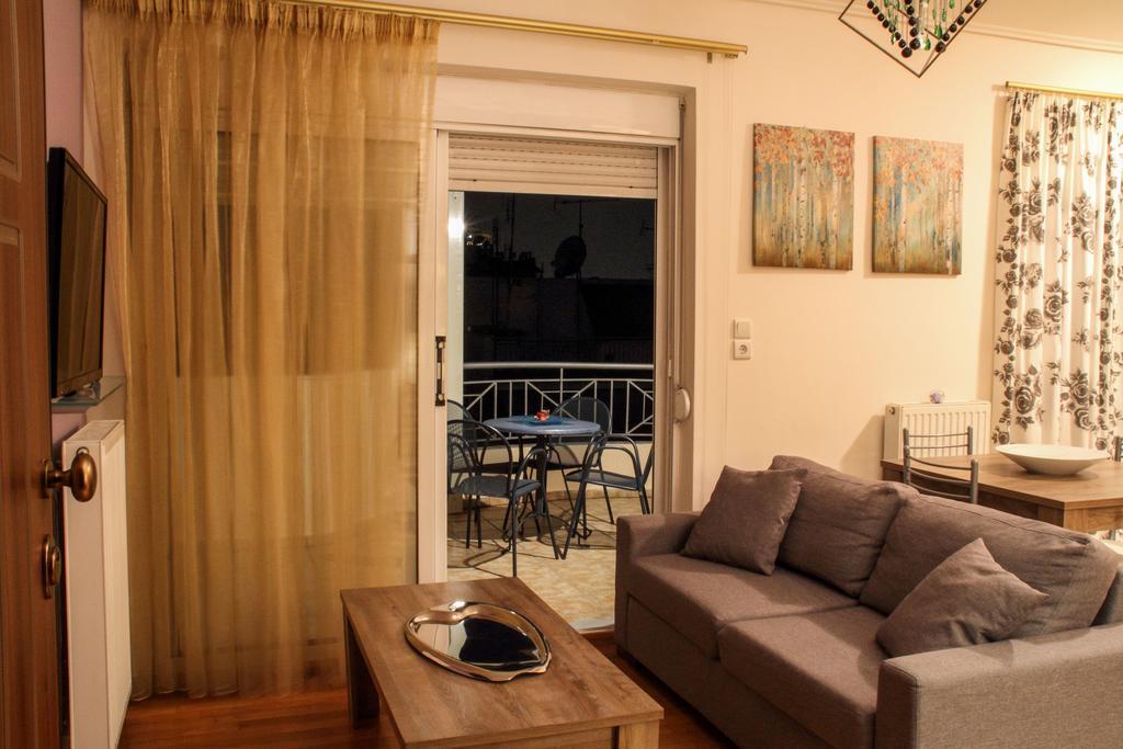 Ouranos Apartment Atene Esterno foto